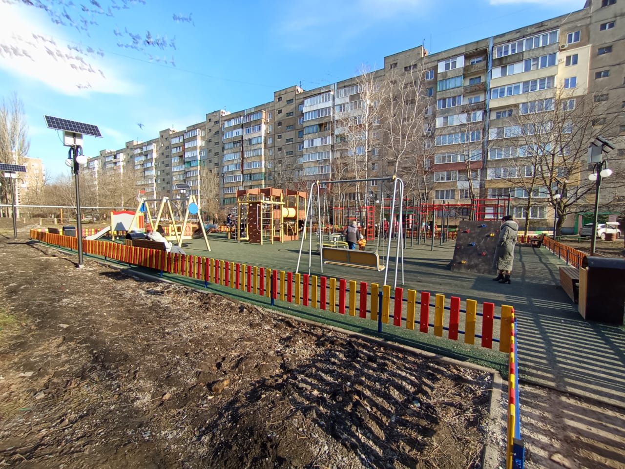 Автономный парковый фонарь HS Park 10Вт 100 65 с опорой