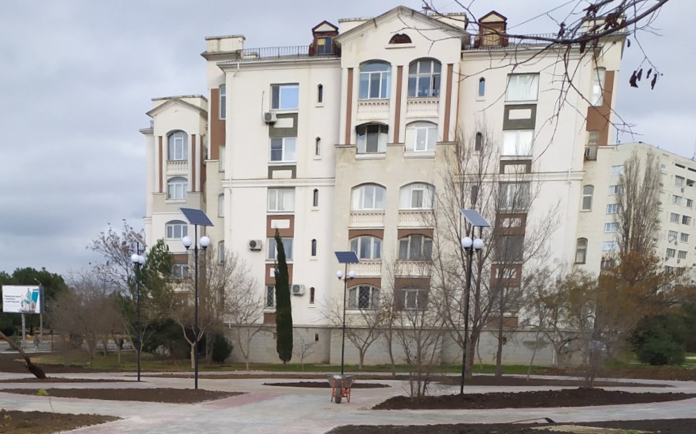 Автономный парковый фонарь HS Park 10Вт 100 65 с опорой